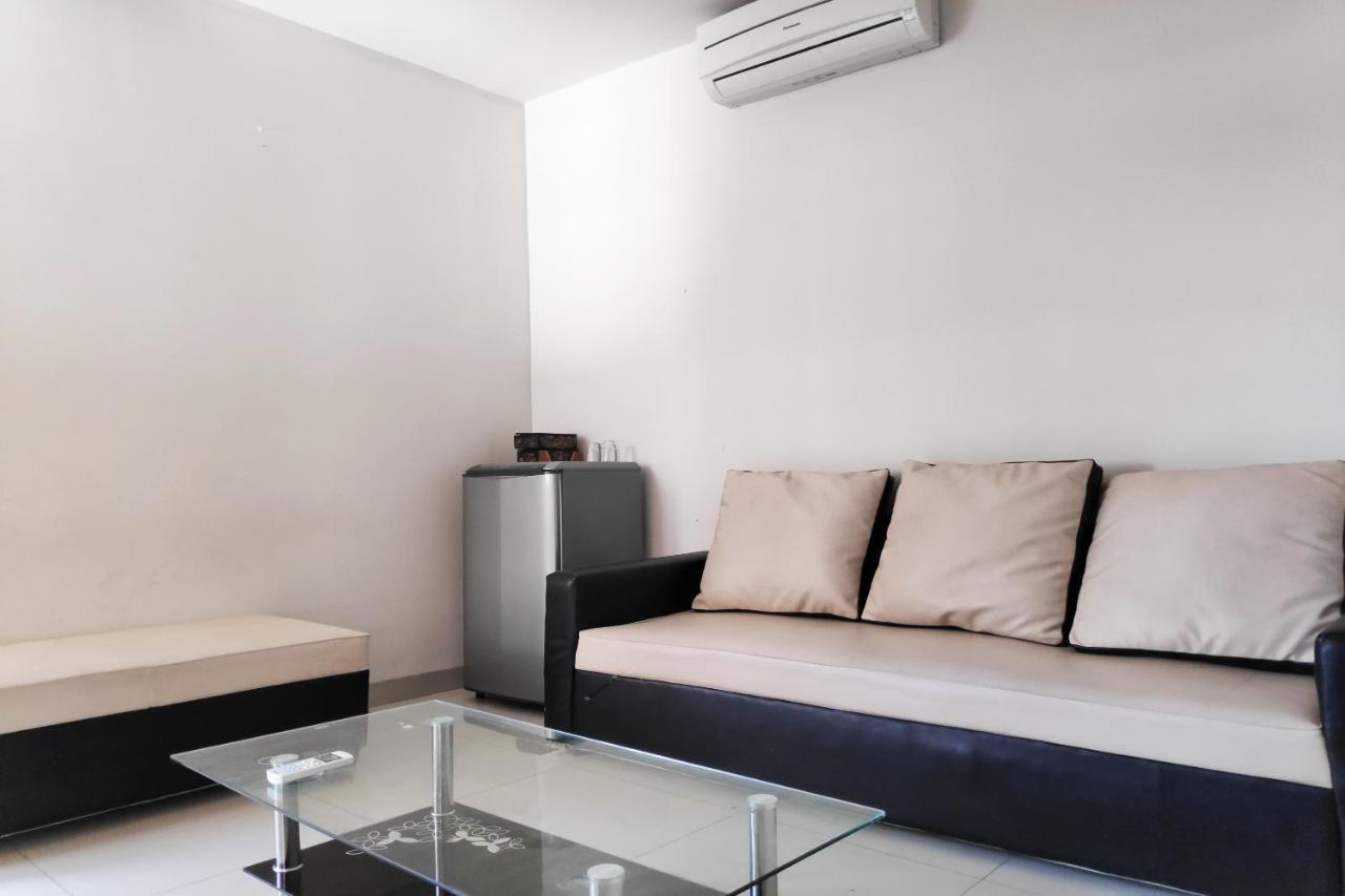 Oyo 90058 Pondok Seruni เดนปาซาร์ ภายนอก รูปภาพ