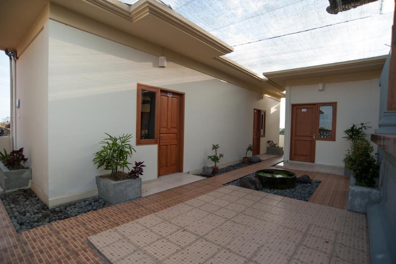 Oyo 90058 Pondok Seruni เดนปาซาร์ ภายนอก รูปภาพ